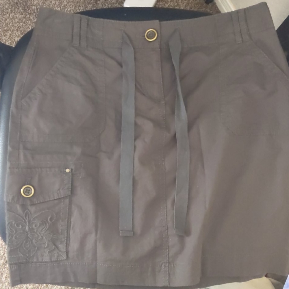 Ann Taylor LOFT NWT Gray Cargo Skirt
